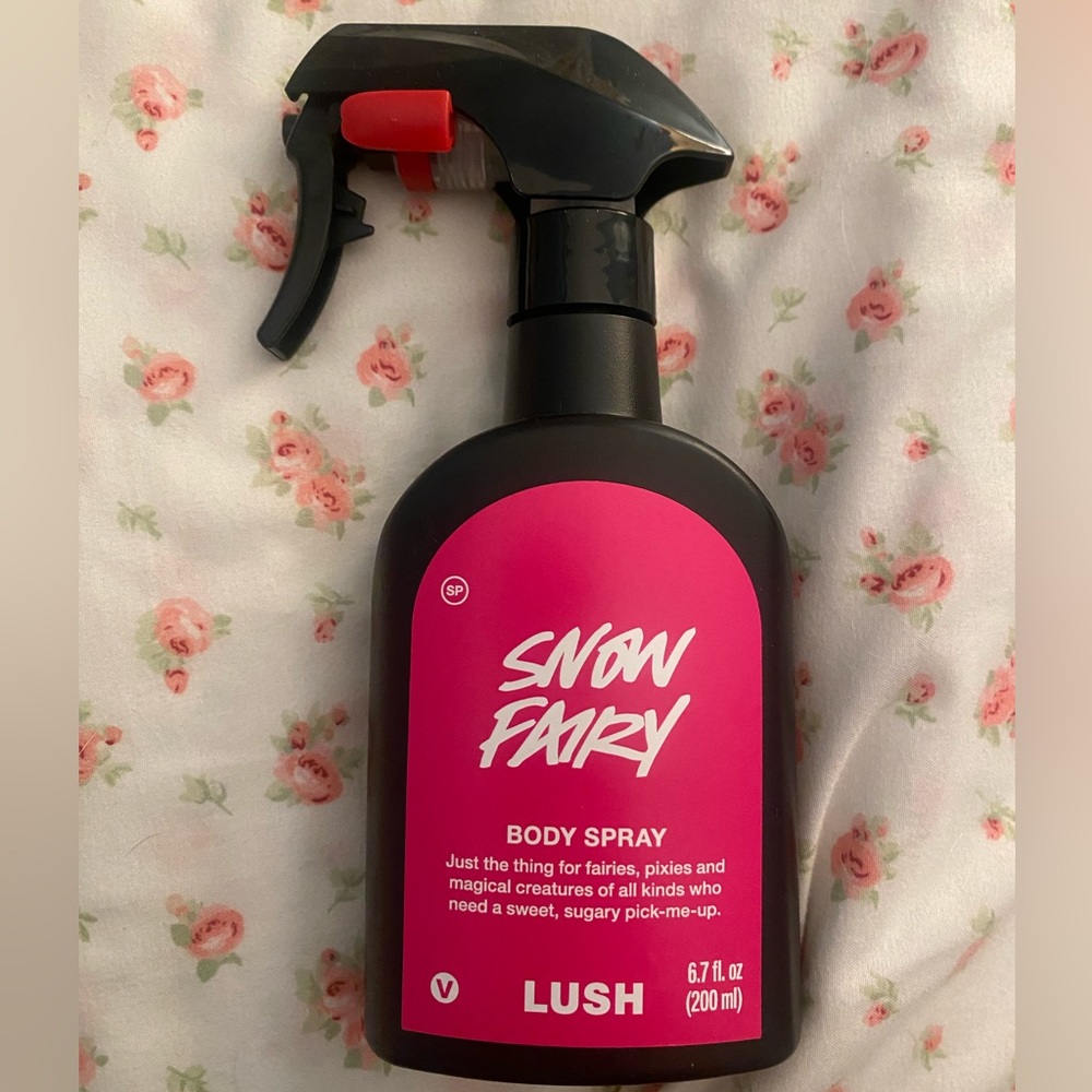 LUSH Snow Fairy Spray NWT
